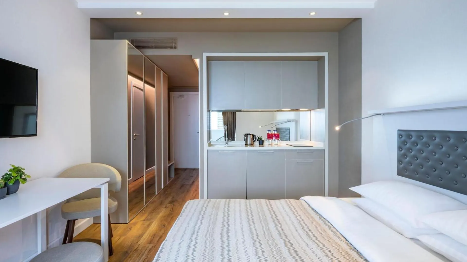 Alliance Palace Batumi By Marriott Hotel